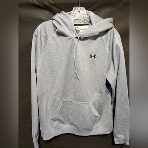 Under Armour pull-over hoodie medium